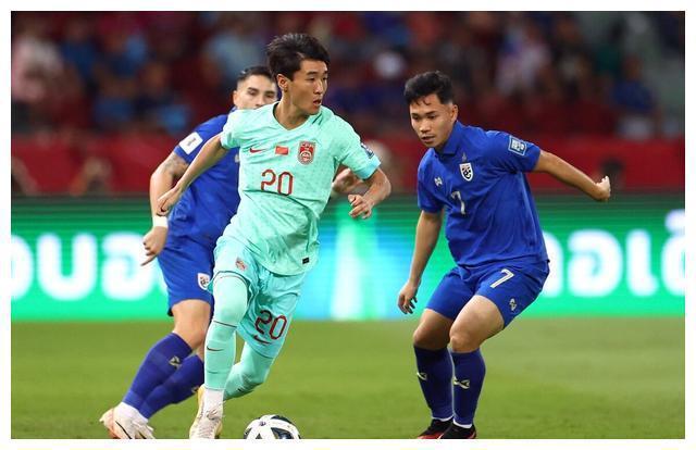 国际足球联赛踢出激情华章，中国队冲刺巅峰的简单介绍