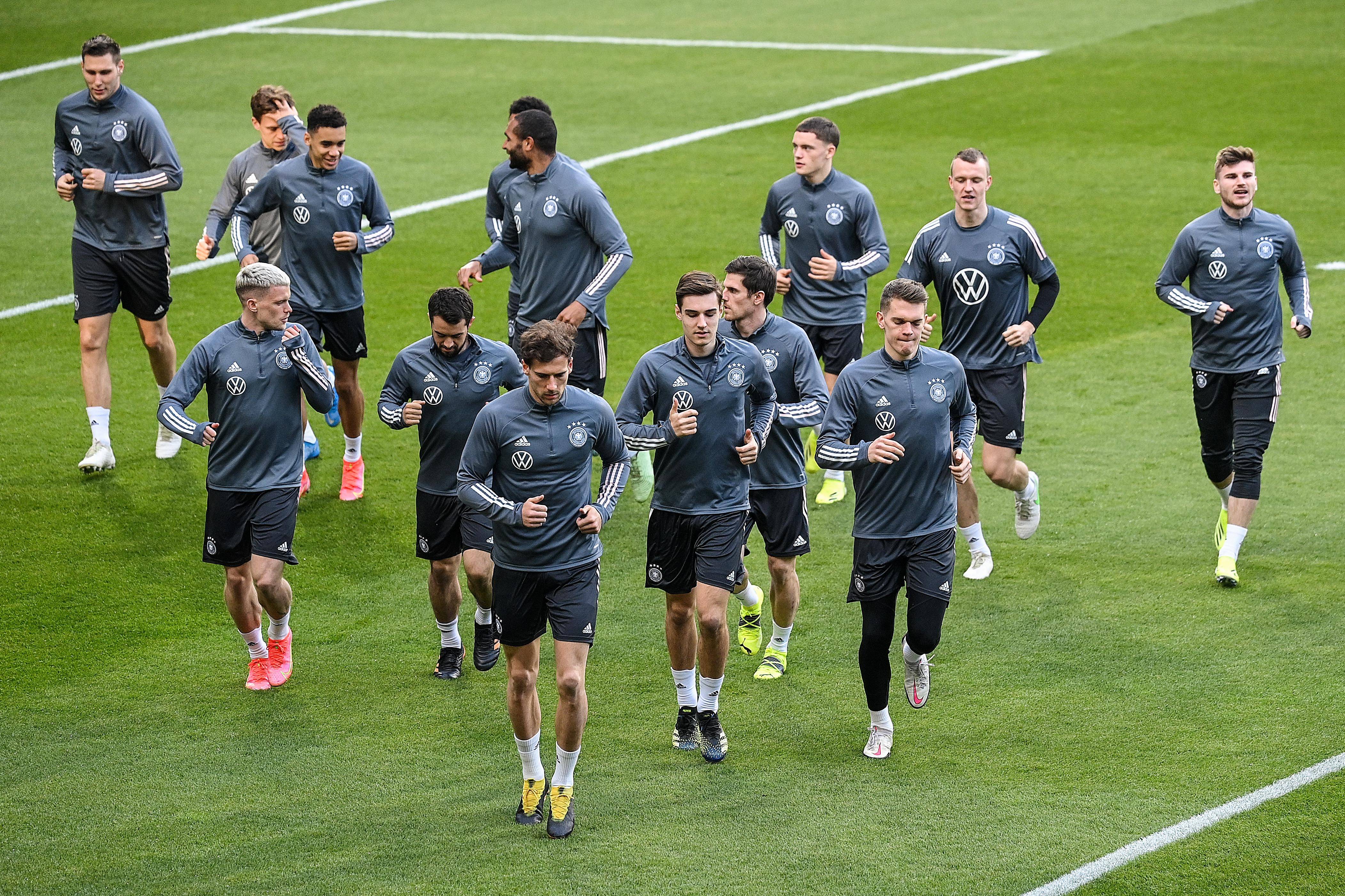 德国队主帅提出新的训练计划