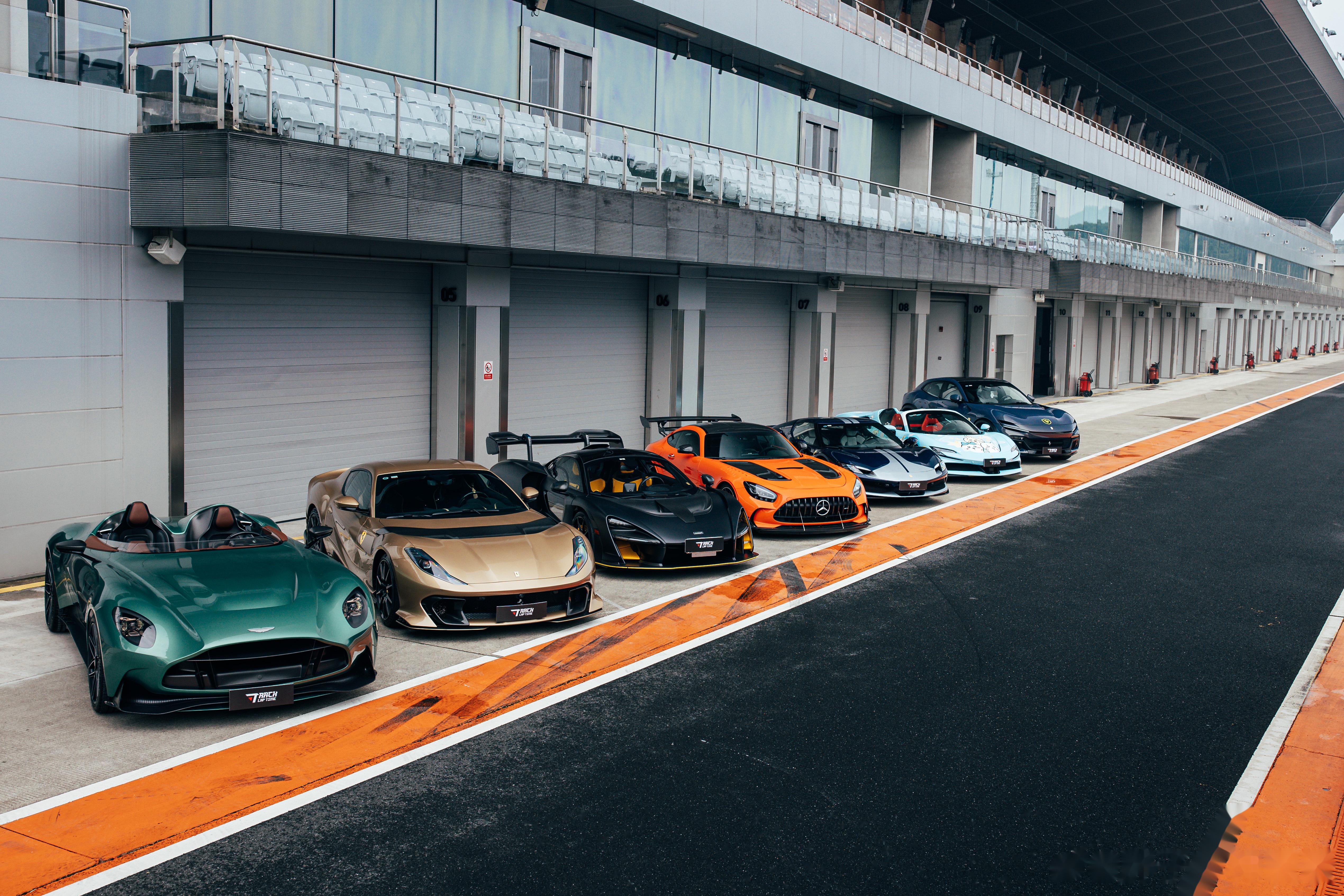 包含迈凯伦鏖战阿斯顿马丁,周冠宇状态火热的词条 包含迈凯伦鏖战阿斯顿马丁,周冠宇状态火热的词条