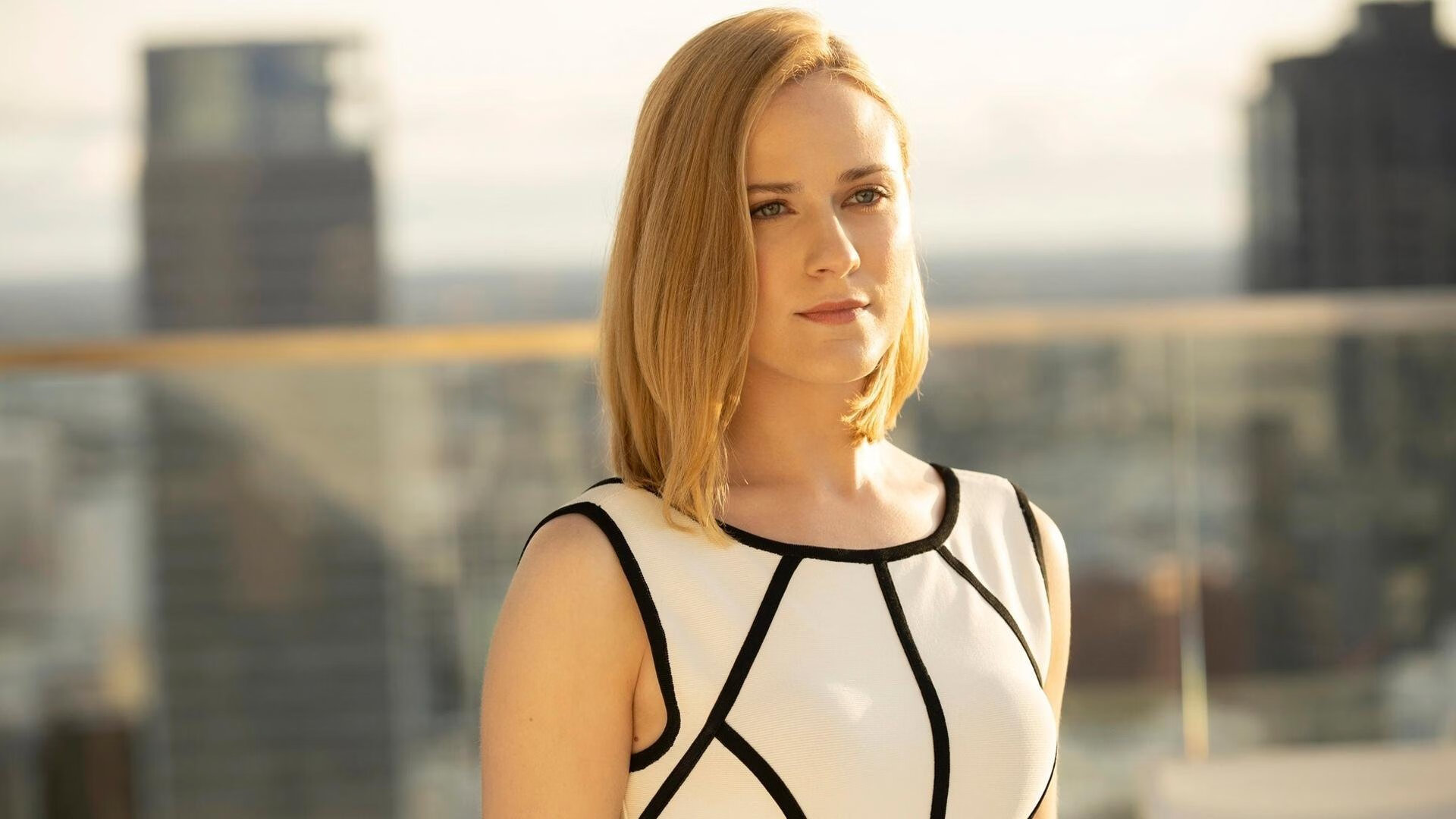 资本新贵与绿茵匠人，足球世界的瑞士钟表与卡瓦哈尔风暴