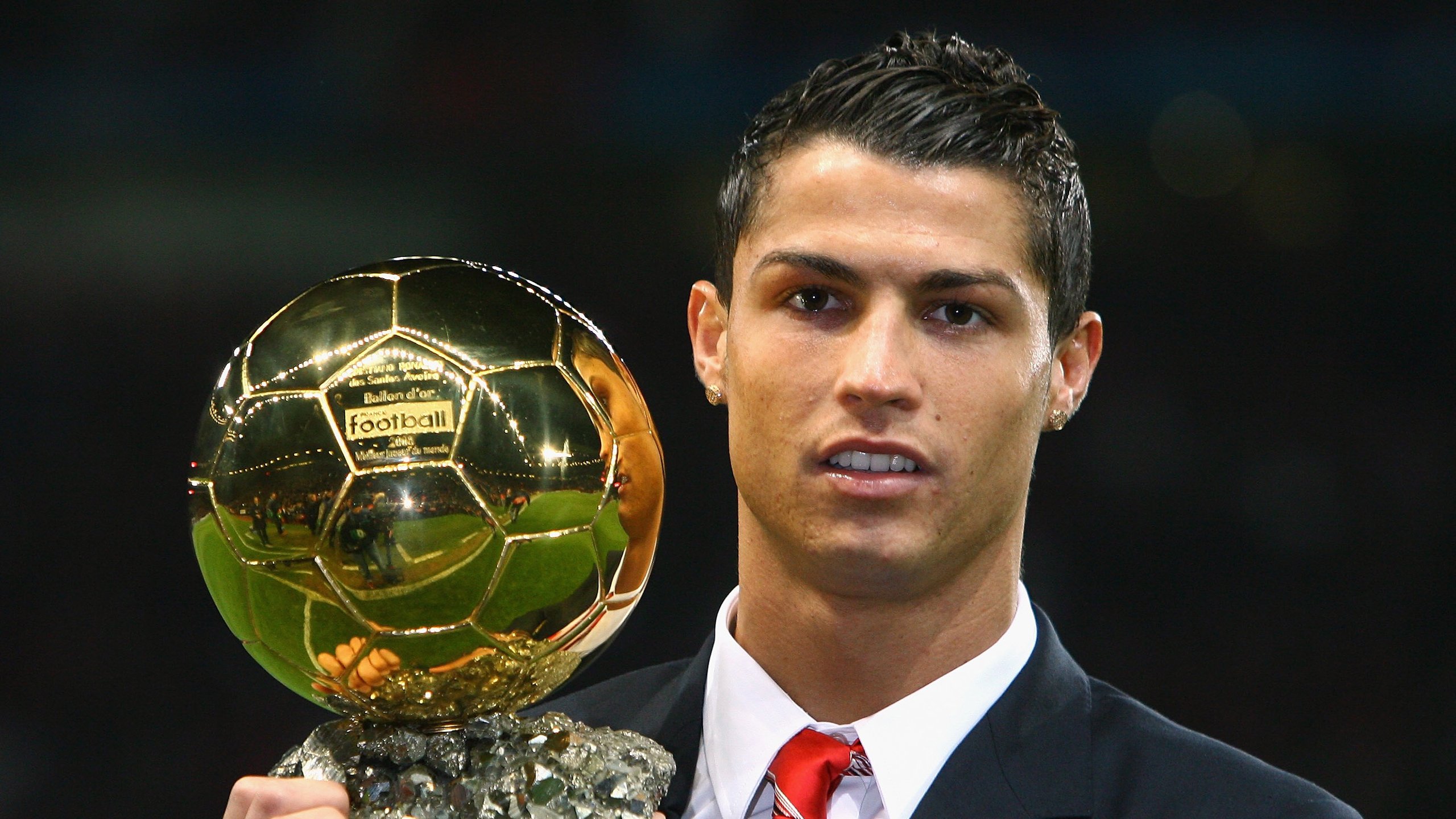 偶像黄昏，当新王穿越旧神的遗迹