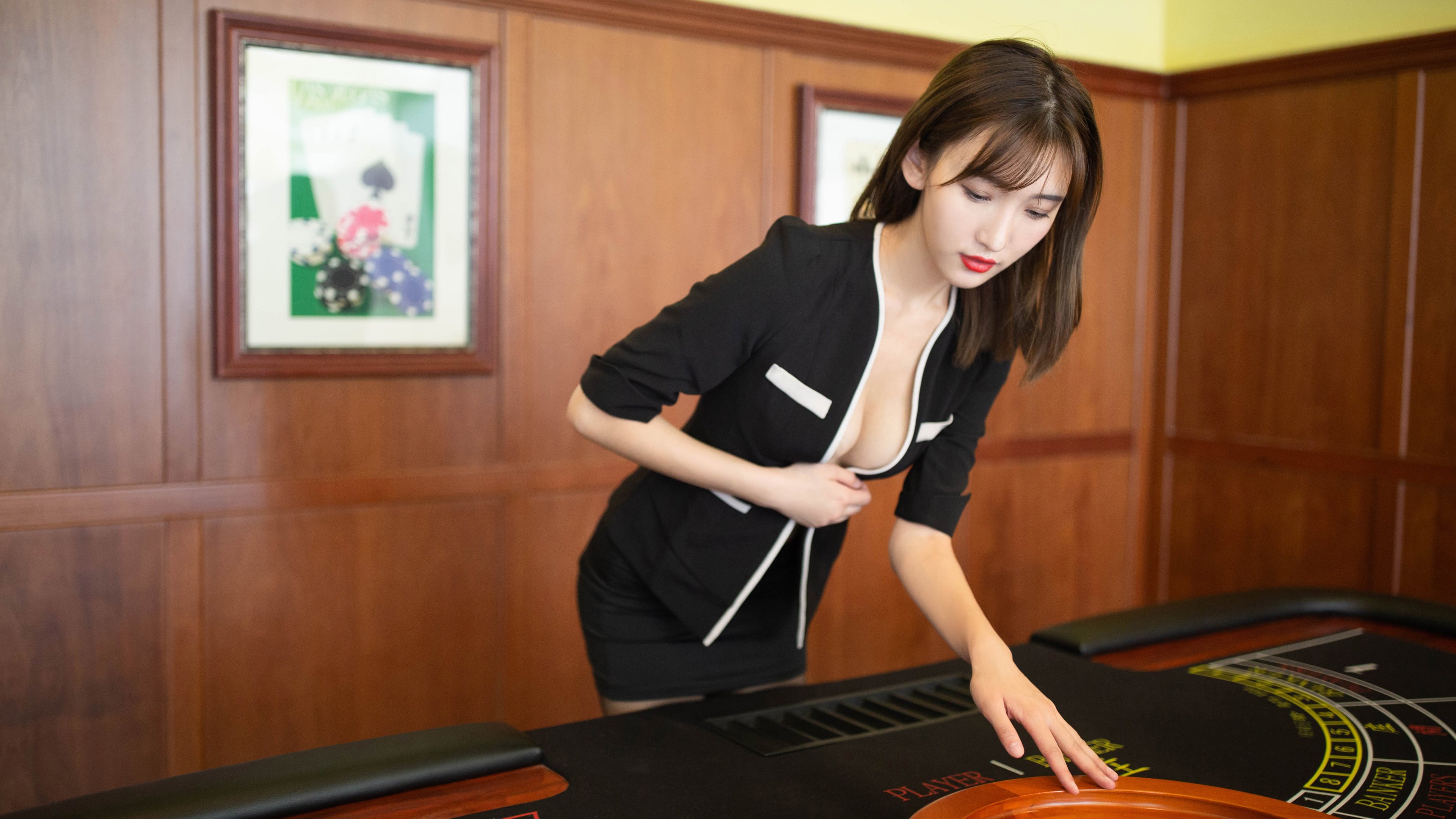 李刚仁闪耀王子公园,摩纳哥远征巴格达取三分