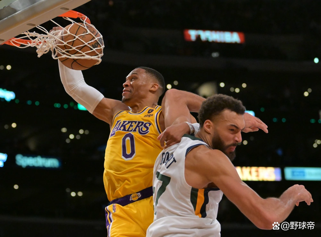 灰熊关键战突围深圳队,戈贝尔成为关键先生 灰熊关键战突围深圳队,戈贝尔成为关键先生