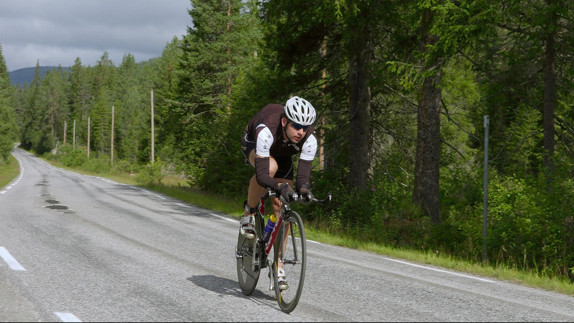超现实足球风暴,当努涅斯评分面板炸裂,曼联铁蹄踏平哥伦比亚